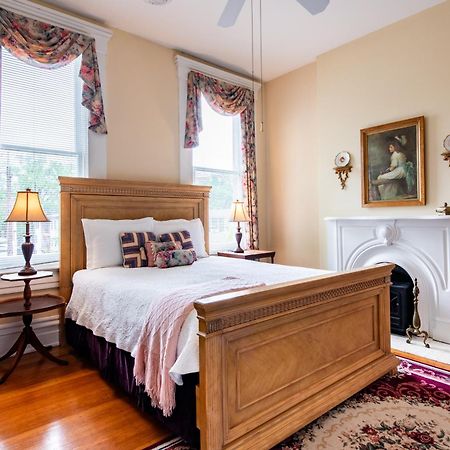 Dupont Mansion Bed & Breakfast 루이빌 외부 사진