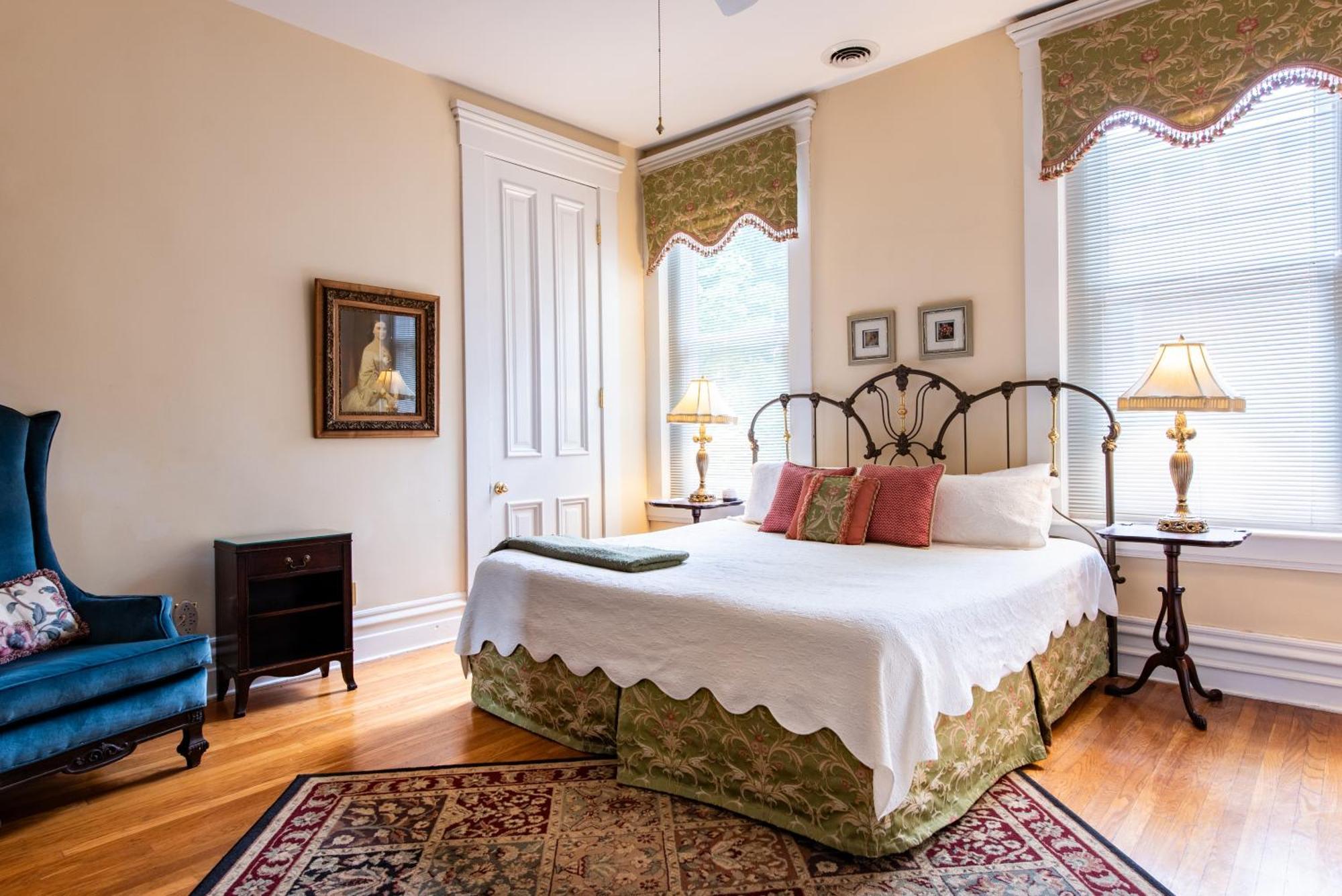 Dupont Mansion Bed & Breakfast 루이빌 객실 사진