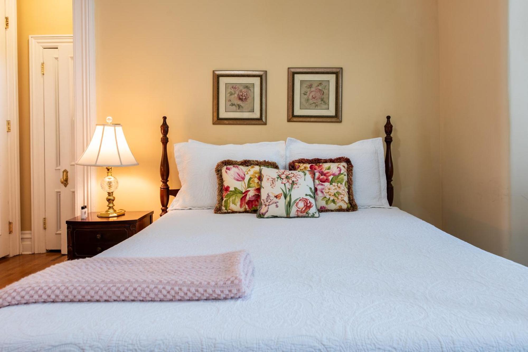 Dupont Mansion Bed & Breakfast 루이빌 객실 사진
