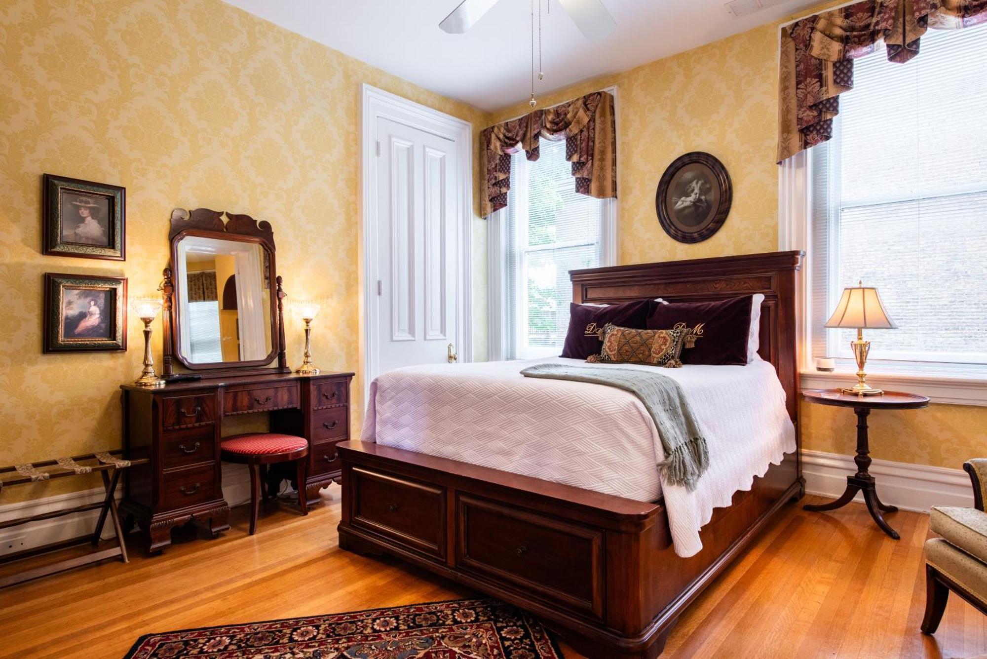 Dupont Mansion Bed & Breakfast 루이빌 객실 사진