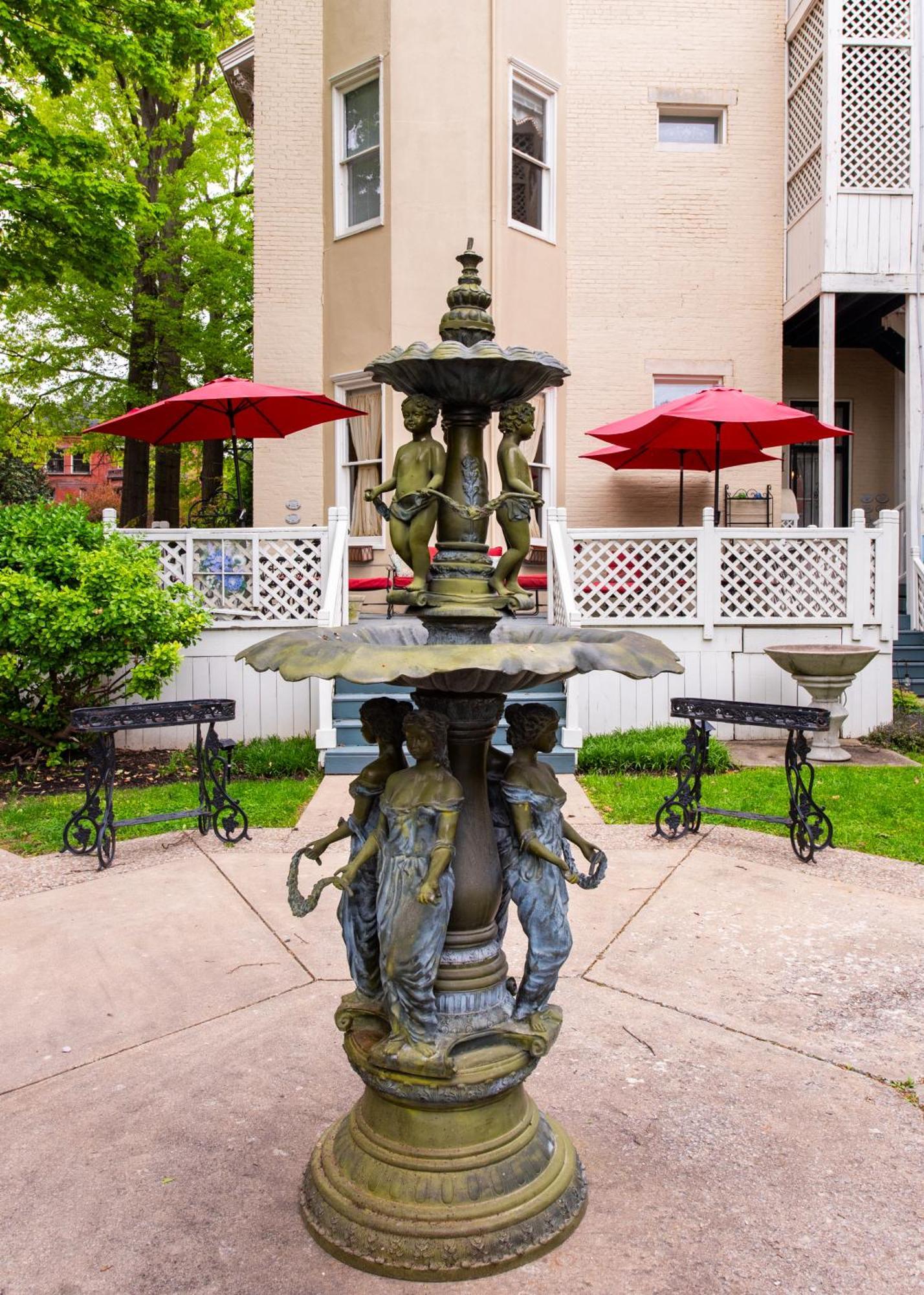 Dupont Mansion Bed & Breakfast 루이빌 외부 사진